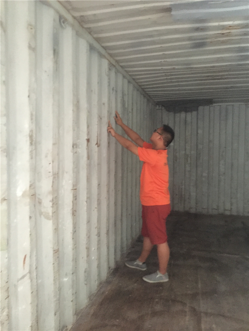 Container checking